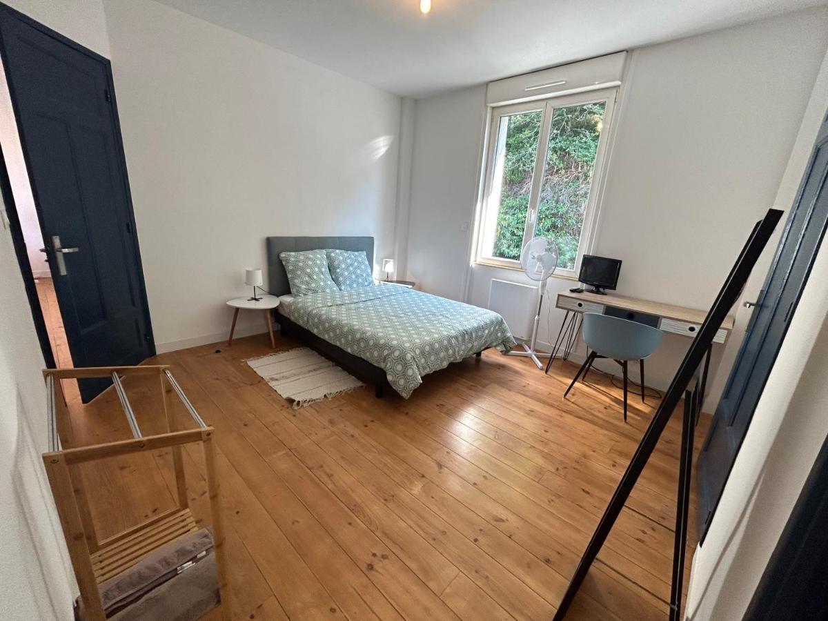 Appartement Confortable De 80M2 Centre Ville De Quimper & Parking Prive Buitenkant foto
